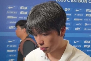 全网热议！李镇全的勇气激发球迷热血沸腾