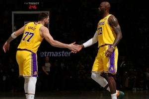 ClutchPoints：科比至詹姆斯再到东契奇 湖人巨星传承延续
