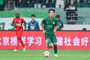 足球报：多支球队欲签下范双杰，国安决定留队加强培养