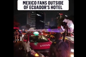 墨西哥球迷在厄瓜多尔酒店外彻夜吹响喇叭干扰对手