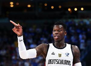 FIBA神将回归!施罗德贡献20分9助攻,德国以92-86击败以色列
