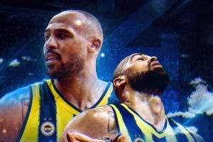 前湖人队后卫霍顿-塔克新赛季将留任费内巴切，不重返NBA
