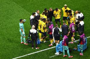 墨西哥与厄瓜多尔比赛正常补水,FIFA官方声明已移除“不补水”内容