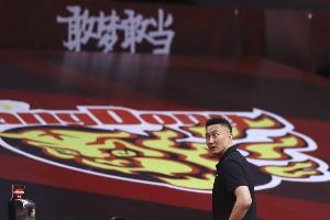 杜锋广东执教四次夺冠:初出茅庐加三连霸