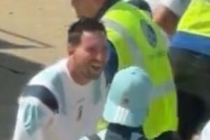 阿根廷过安检罗梅罗打火机被收,梅西大笑不已