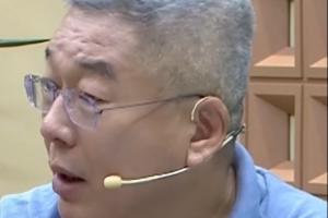 刘建宏表示，梅西全面超越马拉多纳，成为世界足球的顶尖人物