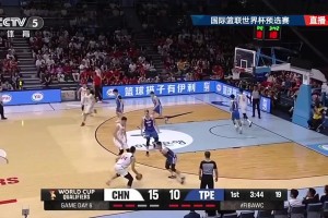 这动作帅啊！崔永熙借胡金秋掩护杀入内线上篮得手