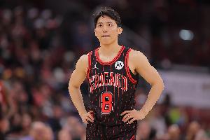美媒称：公牛预计不给河村勇辉资质报价