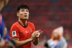 记者：武磊在与中国对阵泰国一役中受伤，将先进行康复训练后加入队伍