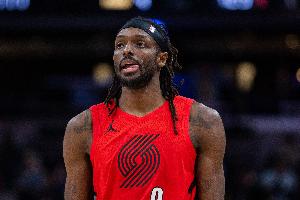 美记：开拓者格兰特大合同及年轻球员亨德森/夏普均成交易选项