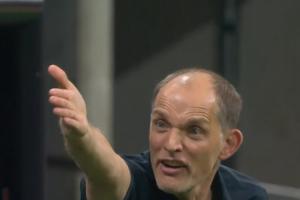 急了!英格兰0-1不敌民主刚果,图赫尔场边激情指挥