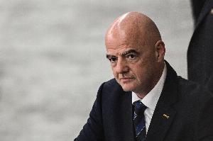 全网热议！FIFA主席辞职议题引燃球迷热议狂潮