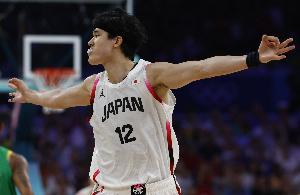 需提升防守！中国男篮第二节输给日本男篮9分，比分19-28