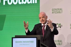 攻防转换成关键！因凡蒂诺如何凭策略布局锁定FIFA主席宝座