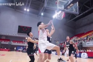 跳级生！名场面：18岁的杨瀚森对阵香港职业队降维打击！